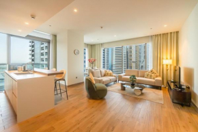 Luton Vacation Homes - Tranquil 2BR Haven in the Heart of Dubai Marina- 28AB04